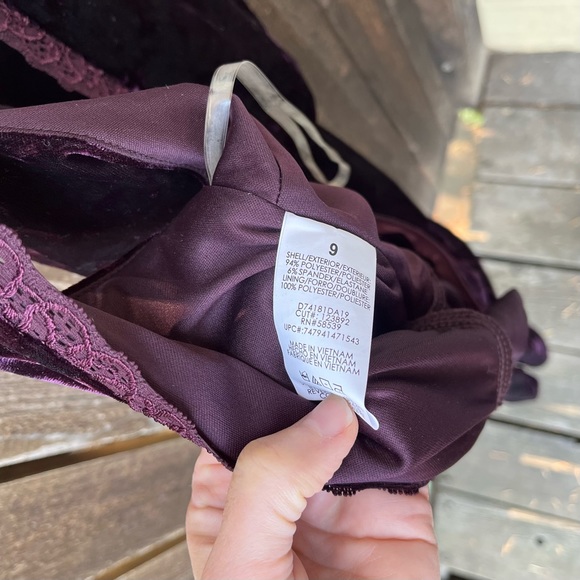 Speechless Dark Purple Crushed Velvet Key Hole Back Dress NWT Sz 9 - Picture 6 of 15